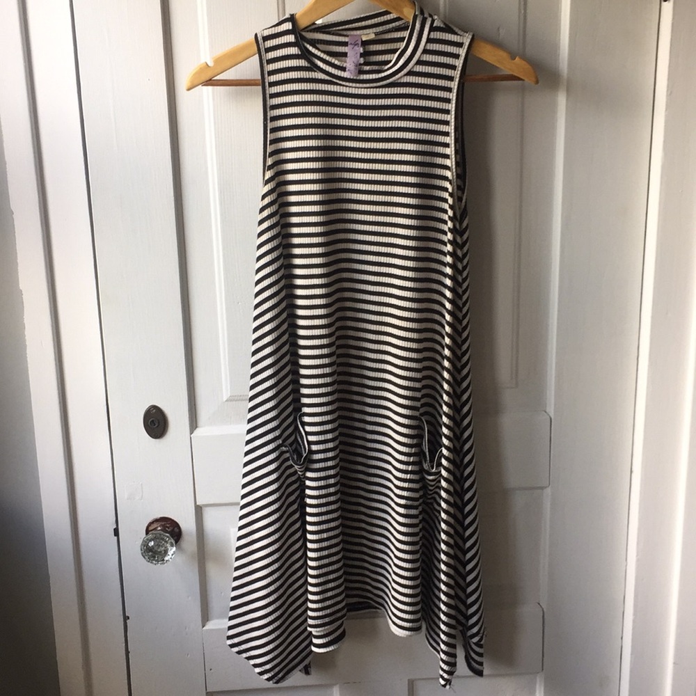 Persian chi black and white stripe dress